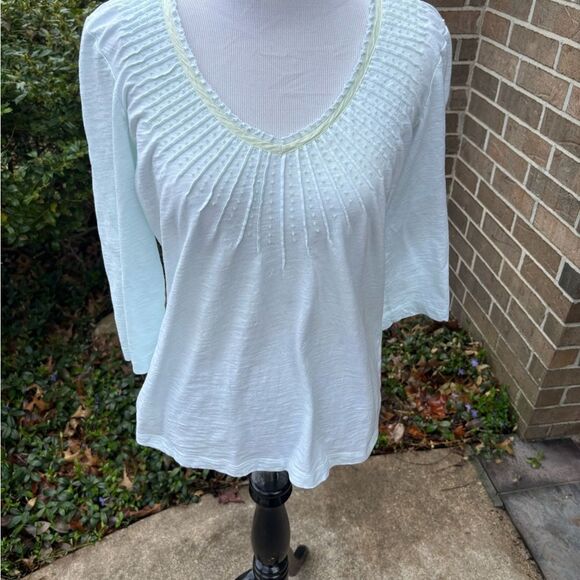Chico's Light Blue Pleated 3/4 Sleeve Blouse size S - Picture 3 of 7